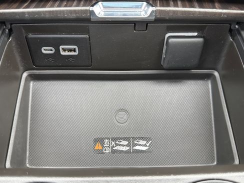 Used 2023 GMC Yukon Denali RWD image 83