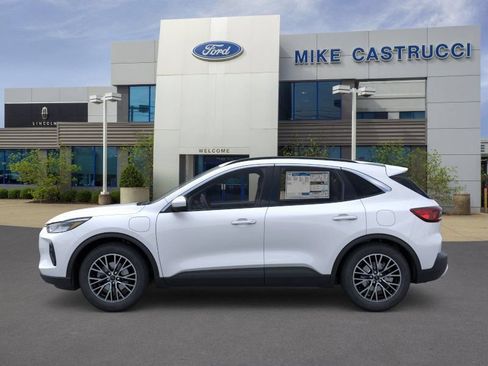 New 2026 Ford Escape SE FWD image 3