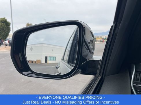 New 2025 Jeep Grand Cherokee Limited w/ Black Appearance Package image 4