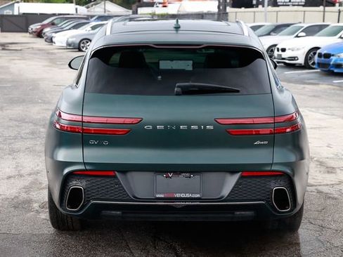 Used 2022 Genesis GV70 2.5T w/ Advanced Package image 11