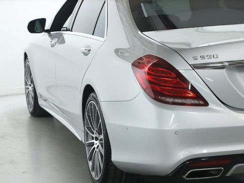 Used 2016 Mercedes-Benz S 550 4MATIC Sedan image 42