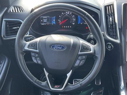 Used 2024 Ford Edge ST w/ Equipment Group 401A AWD/4WD image 9