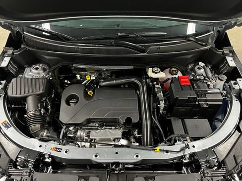 New 2026 Chevrolet Equinox RS w/ Convenience Package III FWD image 38