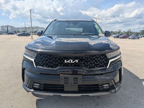 Used 2023 Kia Sorento SX FWD image 3
