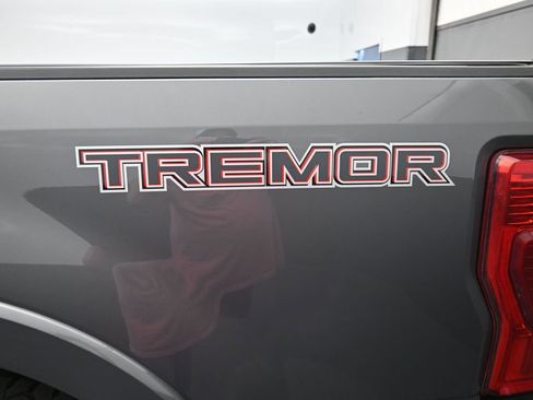 Certified 2021 Ford F250 Lariat w/ Tremor Off-Road Package image 23