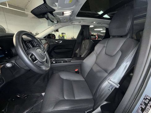 Used 2023 Volvo XC60 T8 Plus w/ Climate Package AWD/4WD image 2