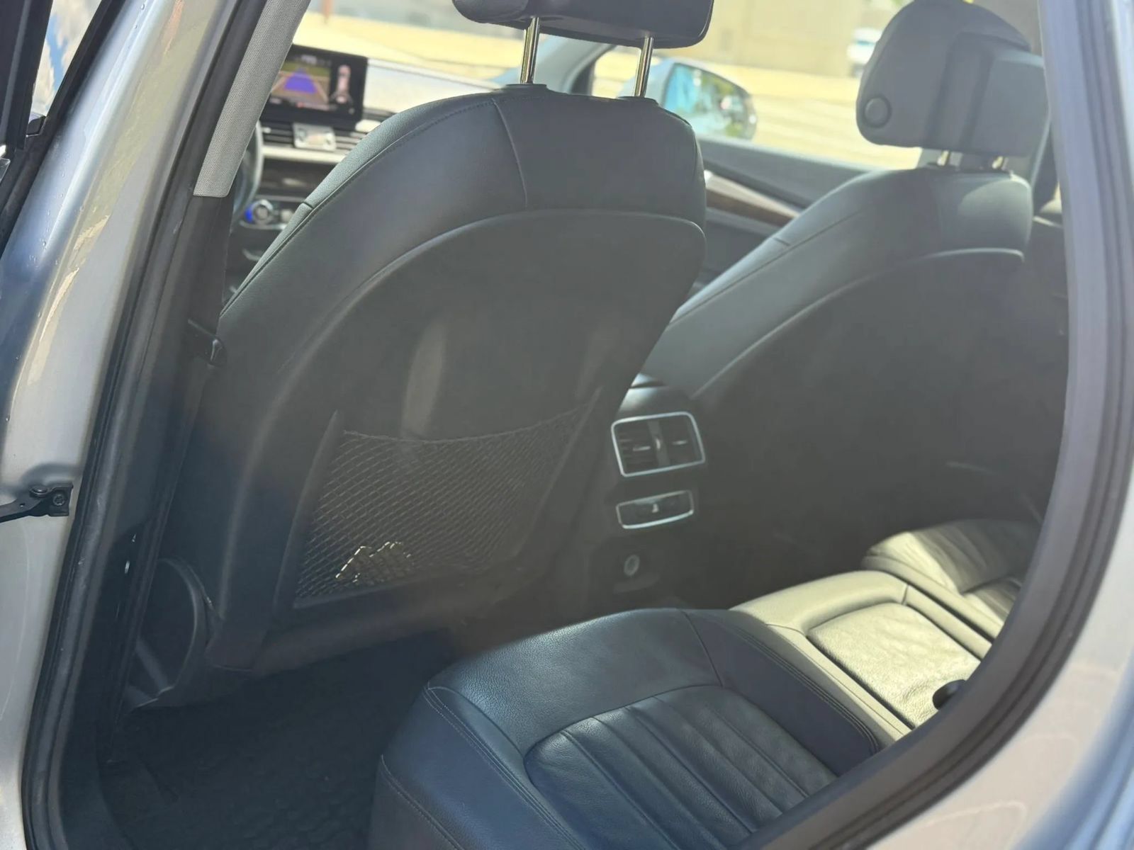 Used 2018 Audi Q5 2.0T Premium w/ Convenience Package AWD/4WD image 13