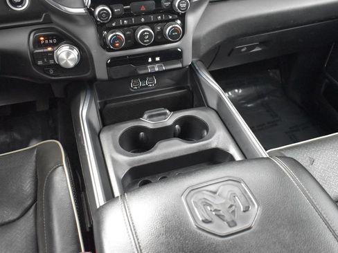 Used 2024 RAM 1500 Laramie AWD/4WD image 17