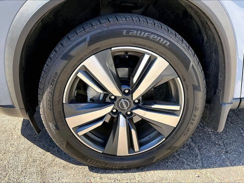 Used 2022 Nissan Rogue SL w/ SL Premium Package FWD image 8