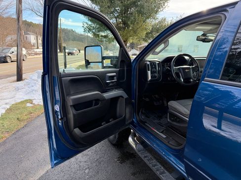 Used 2018 Chevrolet Silverado 2500 LT w/ All Star Edition image 22