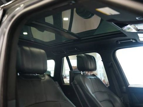Used 2018 Land Rover Range Rover Supercharged AWD/4WD image 42