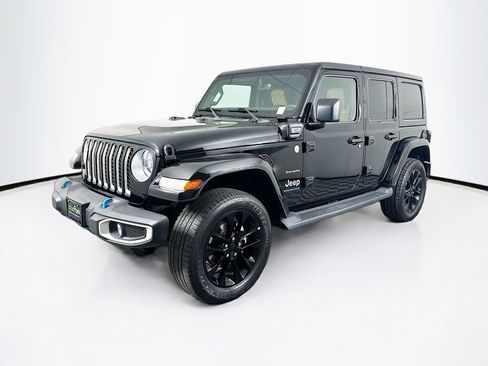 Used 2023 Jeep Wrangler Sahara image 3