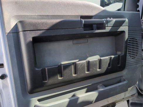 Used 2014 Ford F450 XL w/ Power Equipment Group image 14