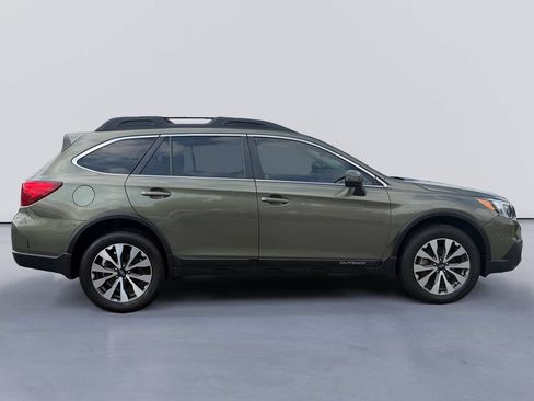 Used 2017 Subaru Outback 2.5i Limited AWD/4WD image 2