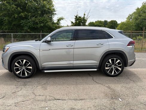 Used 2025 Volkswagen Atlas Cross Sport SEL Premium R-Line AWD/4WD image 5