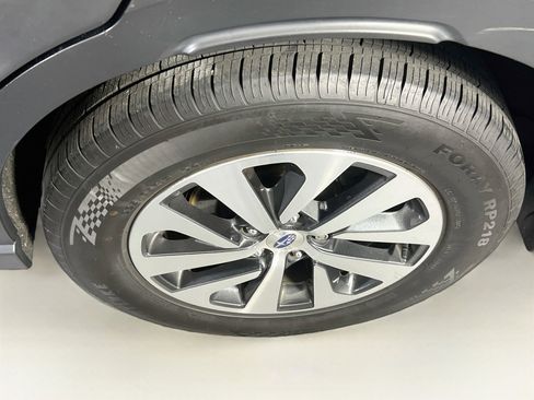 Used 2023 Subaru Outback Premium AWD/4WD image 28
