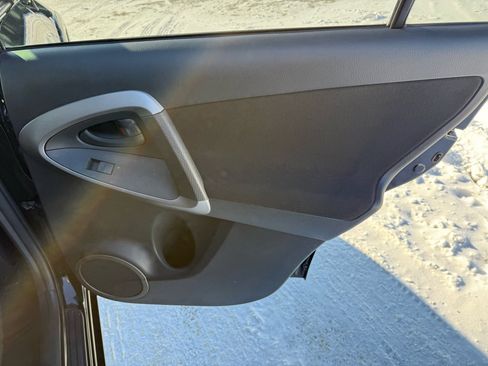 Used 2006 Toyota RAV4 Sport image 24