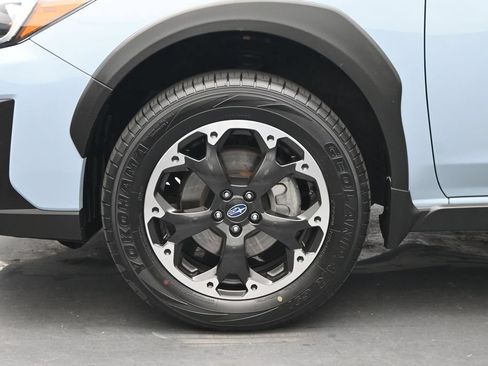 Used 2022 Subaru Crosstrek 2.0i Premium AWD/4WD image 16