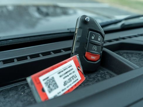 Used 2021 Jeep Wrangler Unlimited Sport image 28