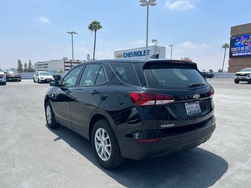 Used 2023 Chevrolet Equinox LS FWD image 7