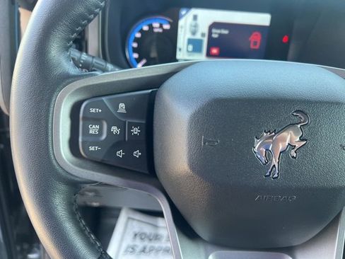 Used 2023 Ford Bronco Wildtrak AWD/4WD image 25