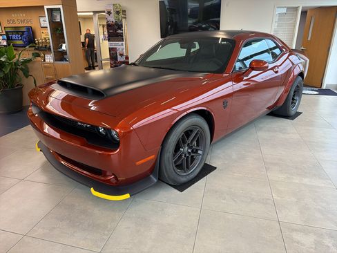 Used 2023 Dodge Challenger SRT Hellcat Redeye RWD image 2