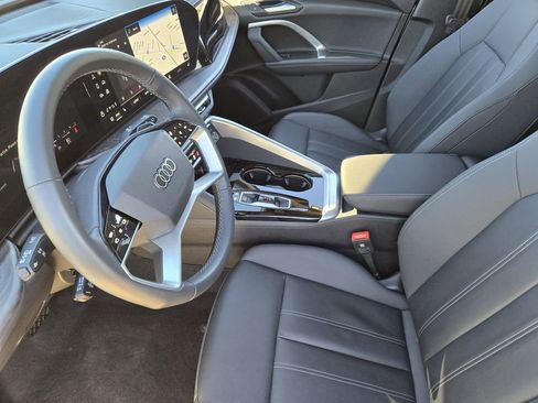 Certified 2025 Audi Q5 Premium Plus w/ Premium Plus image 15