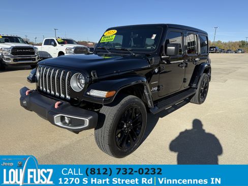 Used 2023 Jeep Wrangler Sahara w/ Cold Weather Group image 3