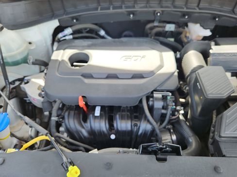 Used 2021 Hyundai Tucson Sport image 16