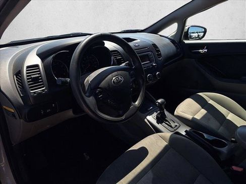 Used 2015 Kia Forte LX FWD image 9
