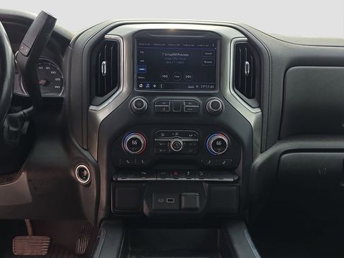 Used 2022 Chevrolet Silverado 1500 LT Trail Boss w/ Safety Package AWD/4WD image 13