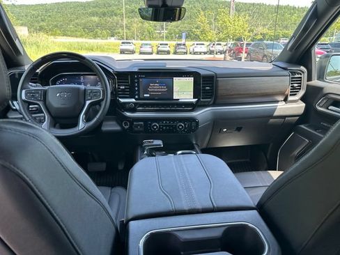 Used 2026 Chevrolet Silverado 1500 High Country w/ Midnight Edition AWD/4WD image 13