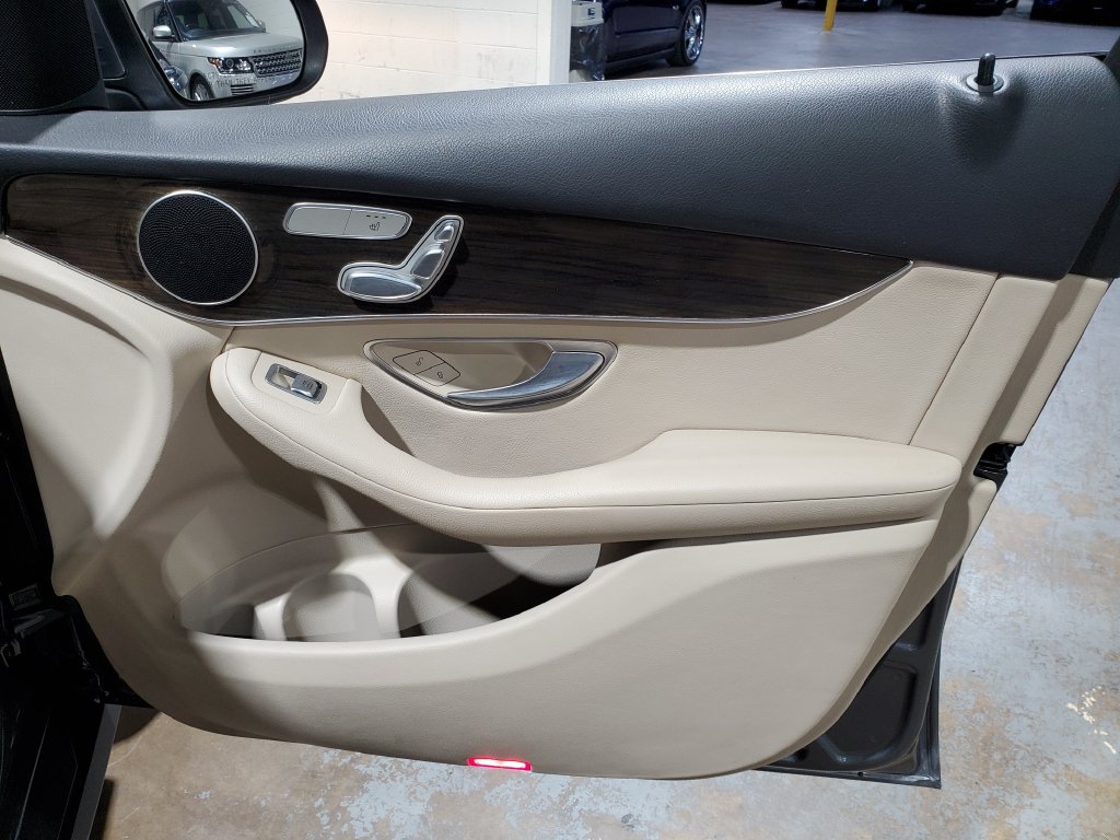 Used 2018 Mercedes-Benz GLC 300 image 15