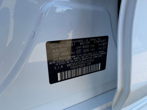 Used 2023 Genesis G70 3.3T w/ Sport Prestige Package image 23