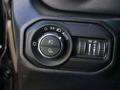 Used 2021 Jeep Gladiator Mojave image 53