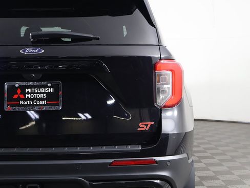 Used 2022 Ford Explorer ST w/ Equipment Group 401A image 17