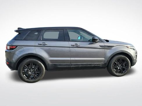 Used 2017 Land Rover Range Rover Evoque SE Premium image 6