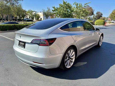 Used 2018 Tesla Model 3 Long Range RWD image 8