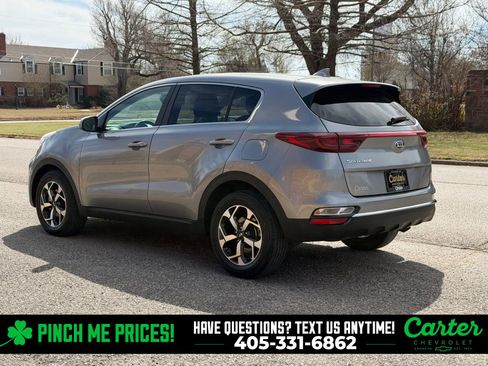 Used 2021 Kia Sportage LX image 8