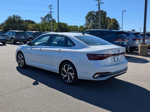 New 2026 Volkswagen Jetta SEL image 5