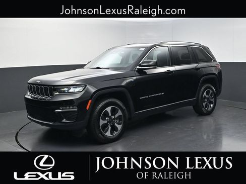 Used 2023 Jeep Grand Cherokee 4WD 4xe image 1