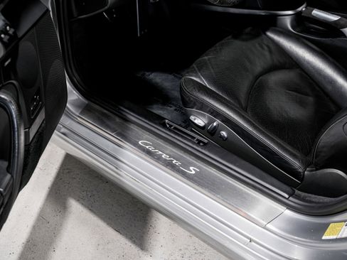 Used 2009 Porsche 911 Carrera S image 18