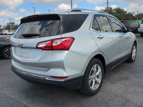 Used 2021 Chevrolet Equinox Premier image 4