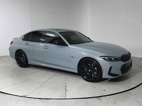 Used 2023 BMW 330e xDrive w/ M Sport Package image 8
