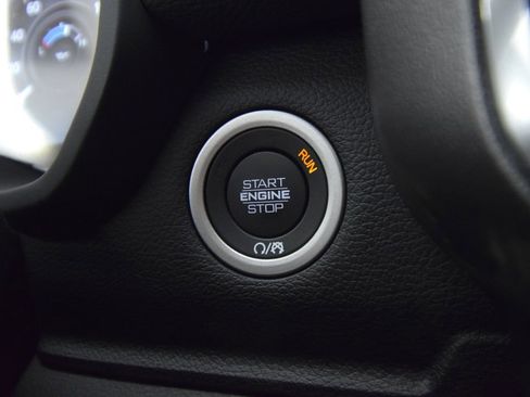 New 2026 RAM 3500 Laramie AWD/4WD image 27