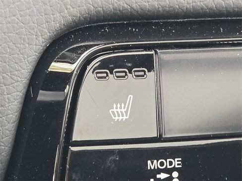 New 2025 Honda Pilot Touring image 7