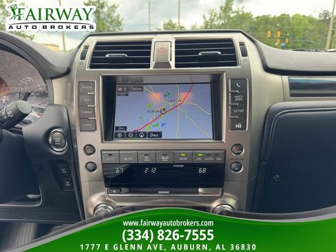 Used 2021 Lexus GX 460 Luxury w/ Accessory Package AWD/4WD image 23