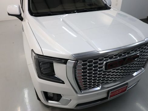Used 2021 GMC Yukon Denali w/ LPO, Illumination Package AWD/4WD image 59