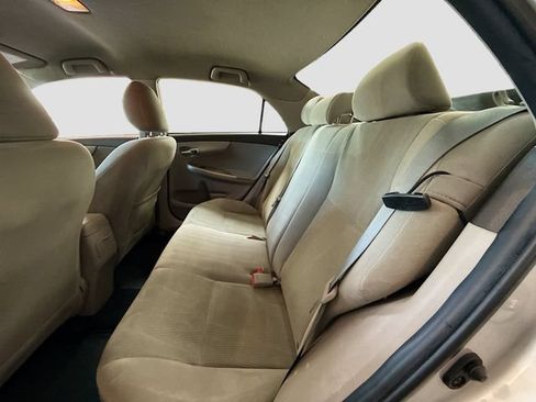 Used 2012 Toyota Corolla LE FWD image 22