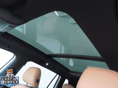 Used 2024 Volkswagen Tiguan SE R-Line w/ MDO Package, Three-Row FWD image 21